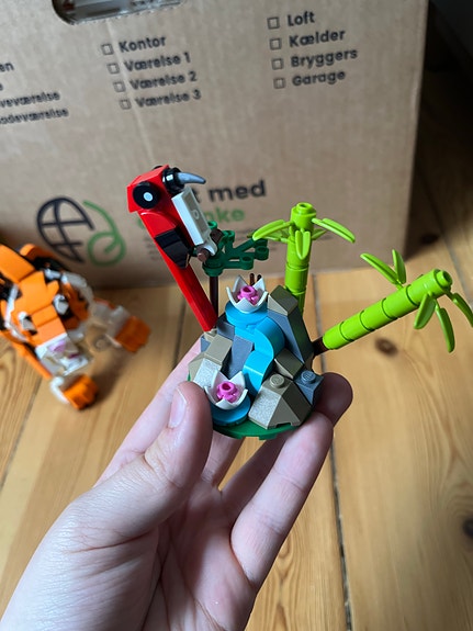 Product image 2 of 9