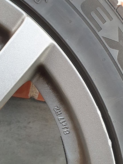 Product image 8 of 9