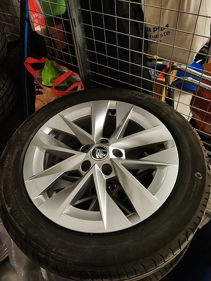 Product image 8 of 9