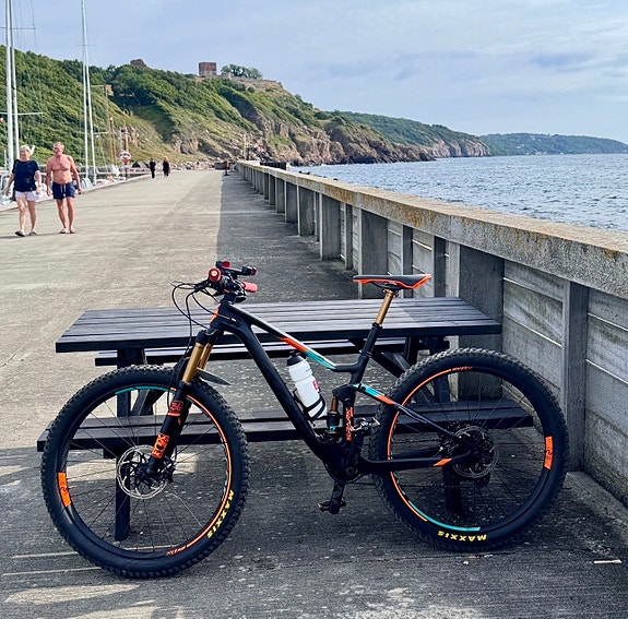 Product image 2 of 10