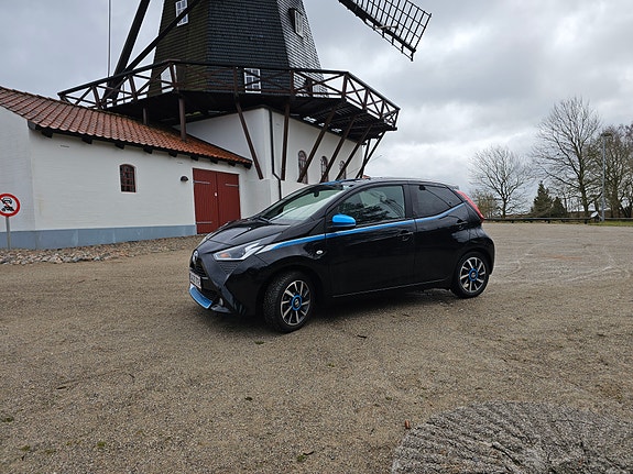 Product image 2 of 8