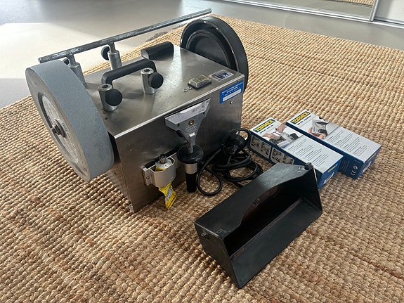 Product image 2 of 8