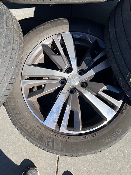 Product image 8 of 9