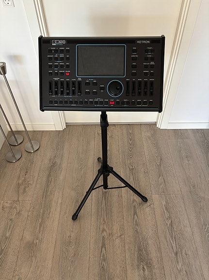 Product image 9 of 10