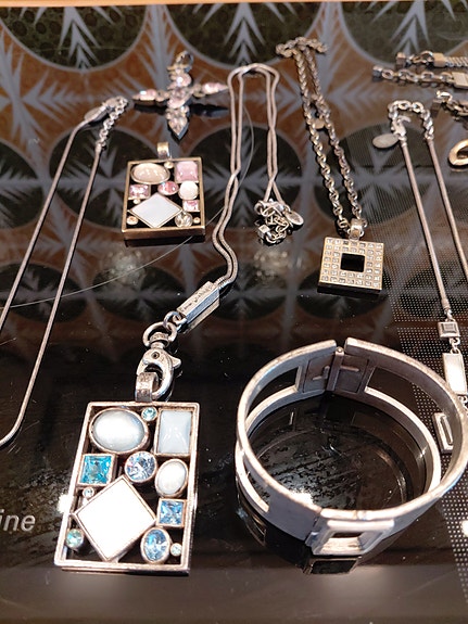 Product image 11 of 19