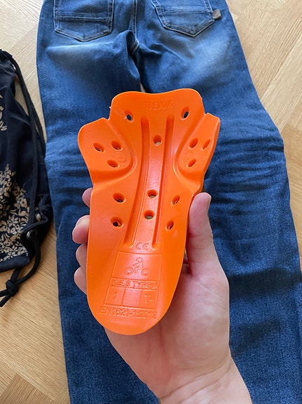 Product image 9 of 9