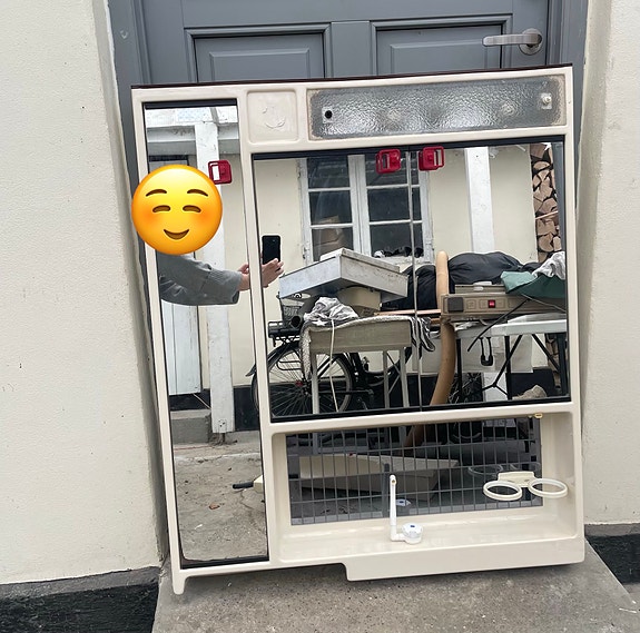 Product image 9 of 10