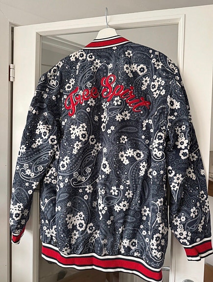 Product image 5 of 8