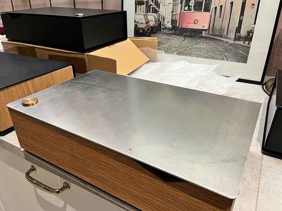 Product image 9 of 10