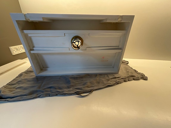 Product image 7 of 8