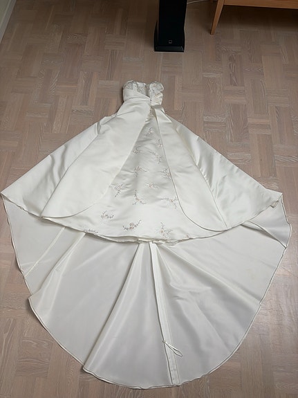 Product image 16 of 20
