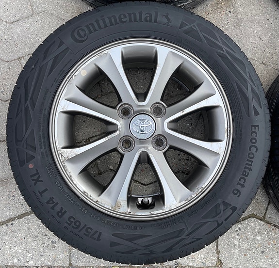Product image 2 of 10