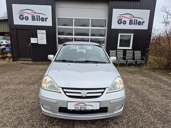 Suzuki Liana