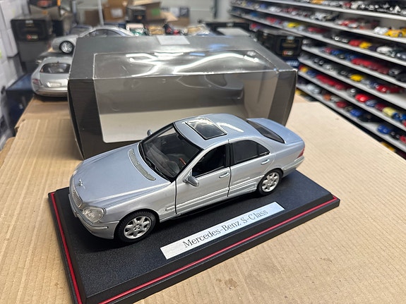 Product image 11 of 12