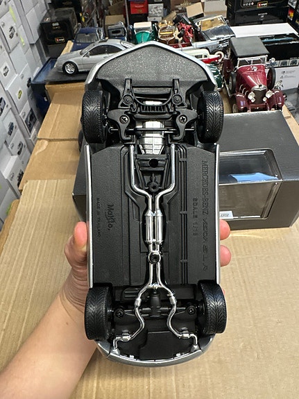 Product image 11 of 12