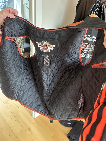 Product image 12 of 26