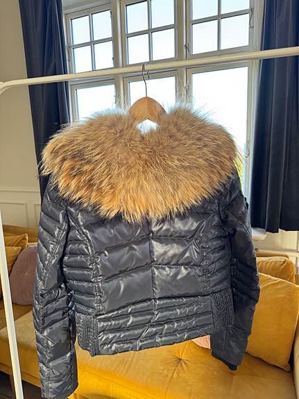 Product image 23 of 26