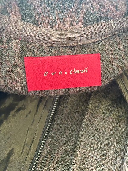 Product image 19 of 21