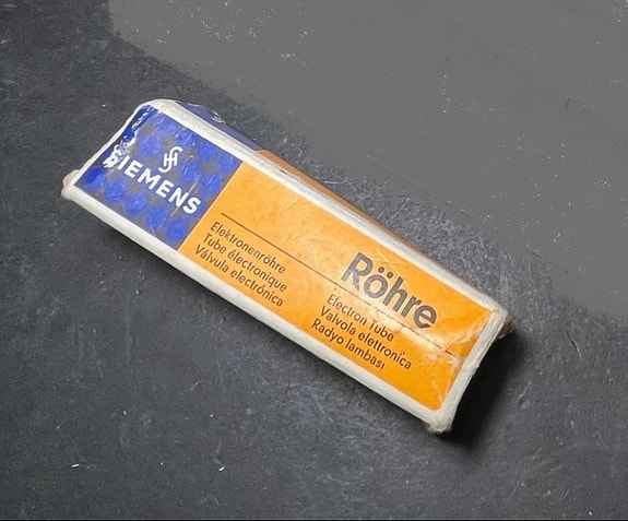 Product image 1 of 3