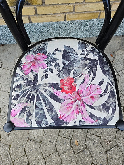 Product image 27 of 33