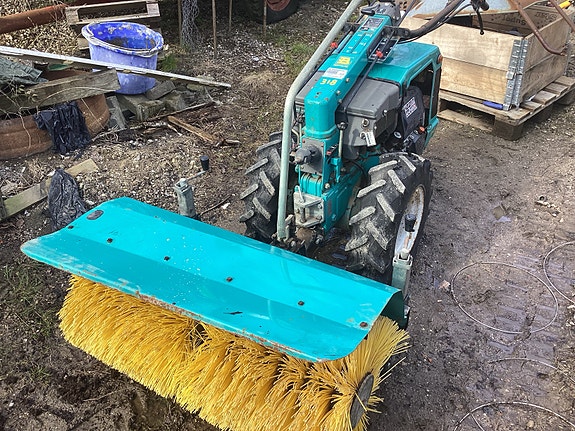 Product image 8 of 9