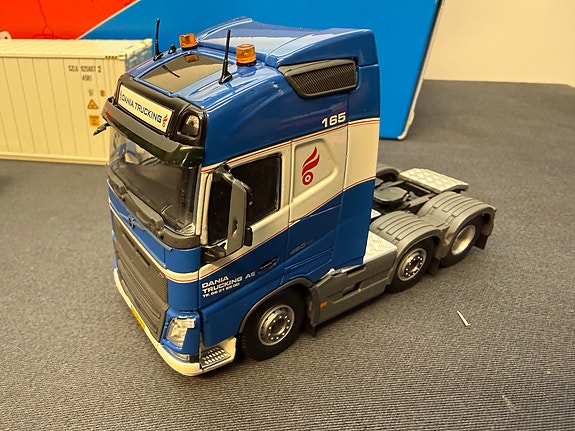 Product image 43 of 50