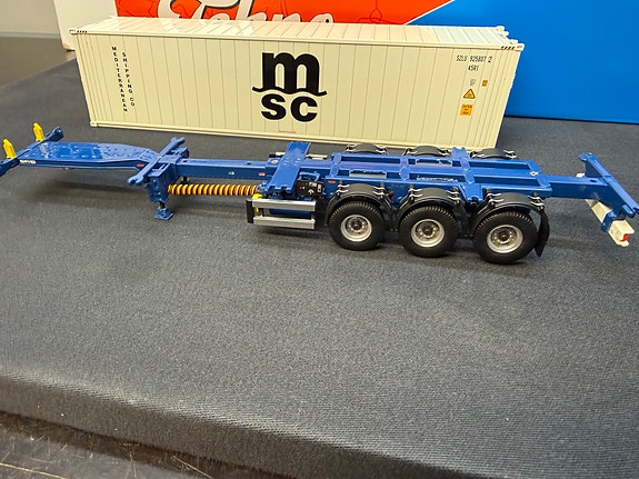 Product image 36 of 50