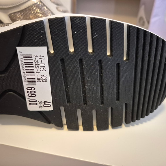 Product image 8 of 11