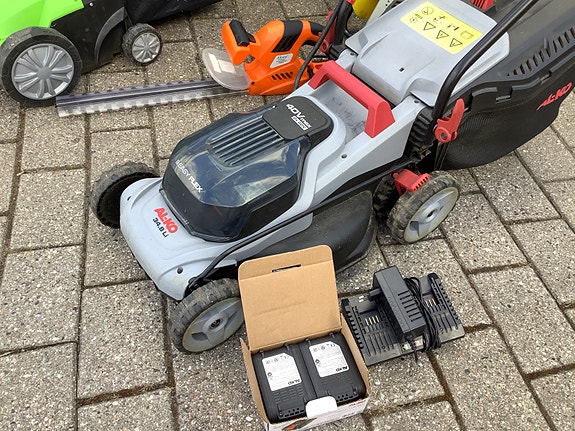 Product image 2 of 8