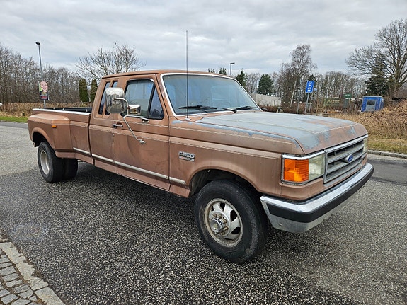 Ford F-250