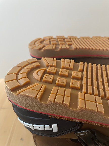 Product image 18 of 25