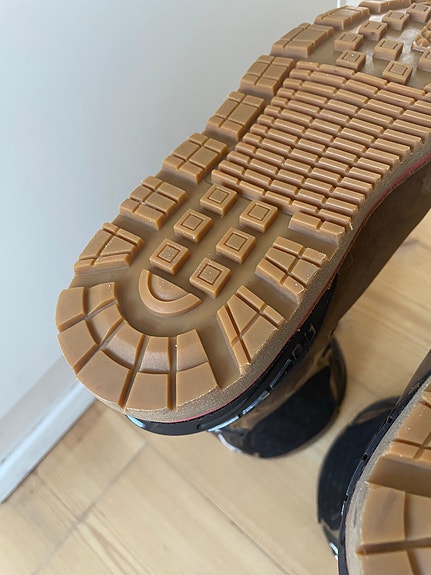 Product image 19 of 25