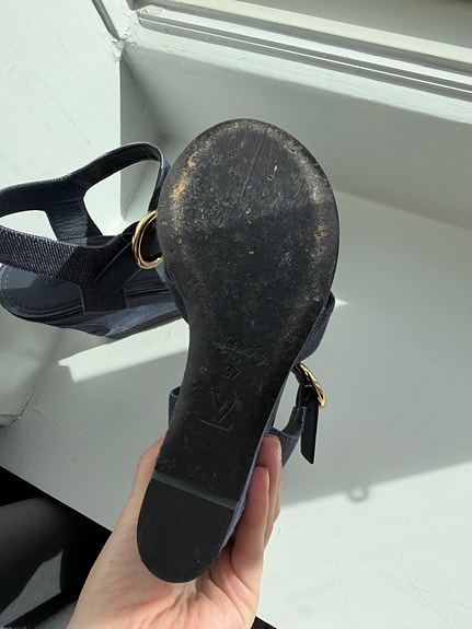 Product image 16 of 17