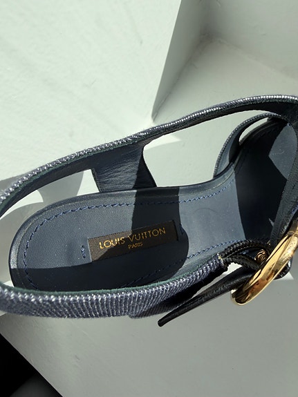 Product image 11 of 17