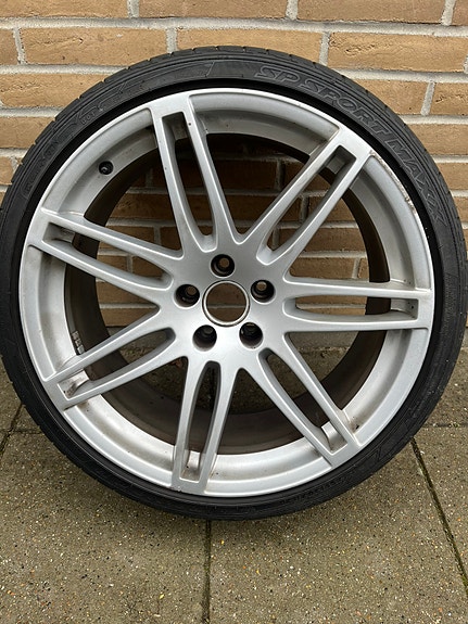 Product image 8 of 9