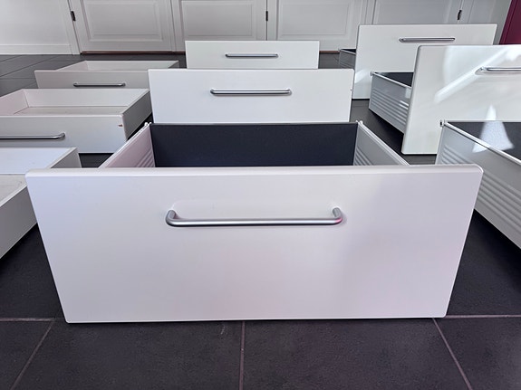 Product image 14 of 22