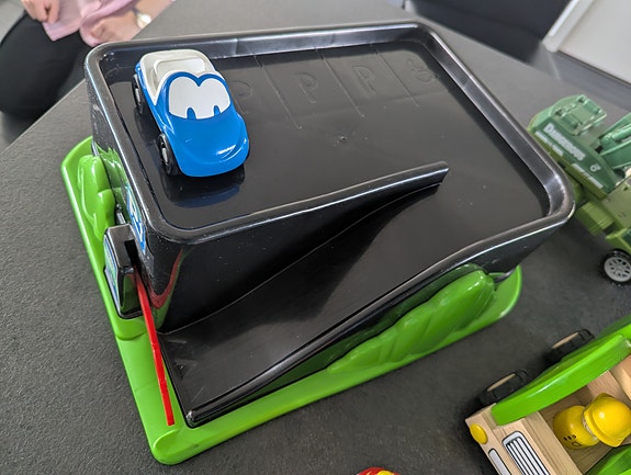 Product image 8 of 9