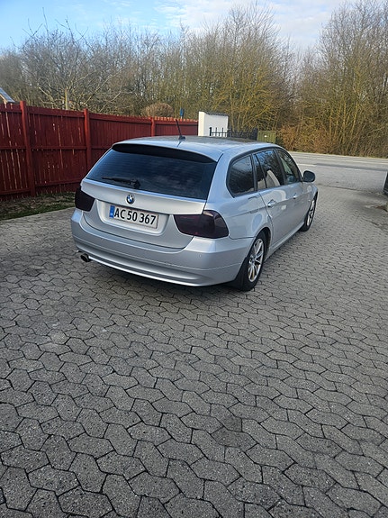 BMW 320d til salg hos Nabilli