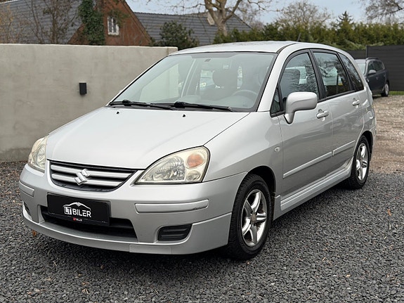 Suzuki Liana