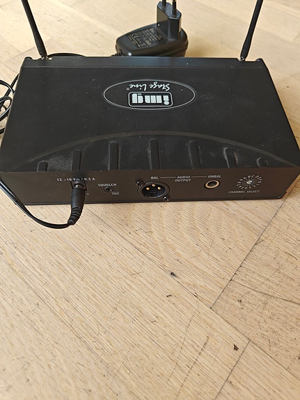 Product image 3 of 3
