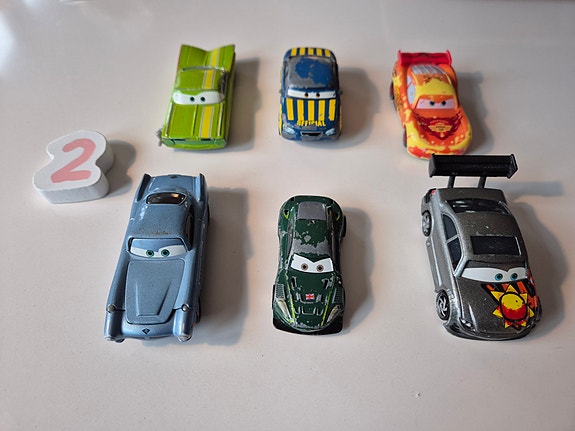 Product image 2 of 9