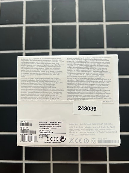 Product image 3 of 3