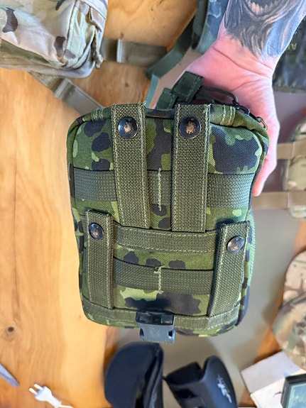Product image 17 of 32
