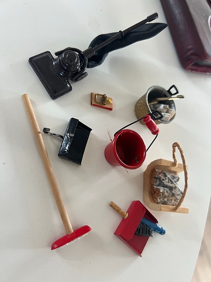 Product image 12 of 51