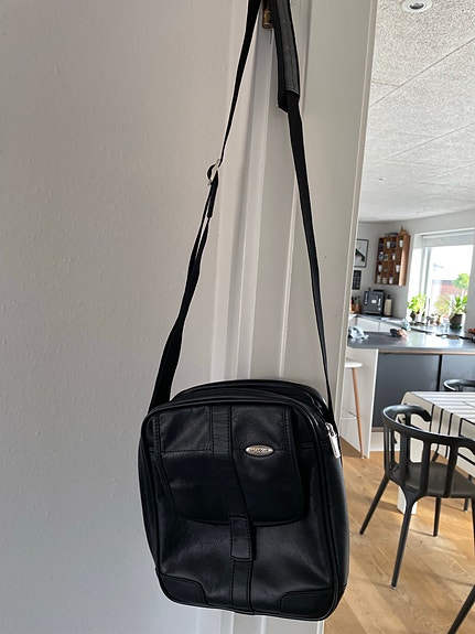 Product image 2 of 12