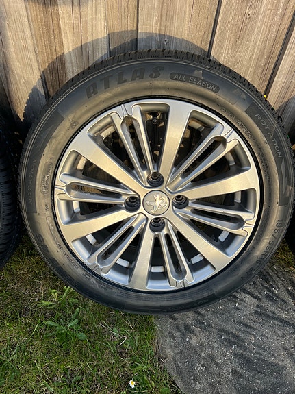 Product image 3 of 8