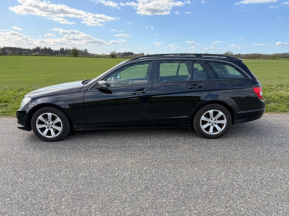 Mercedes C180 til salg hos Nabilli