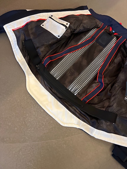 Product image 13 of 17