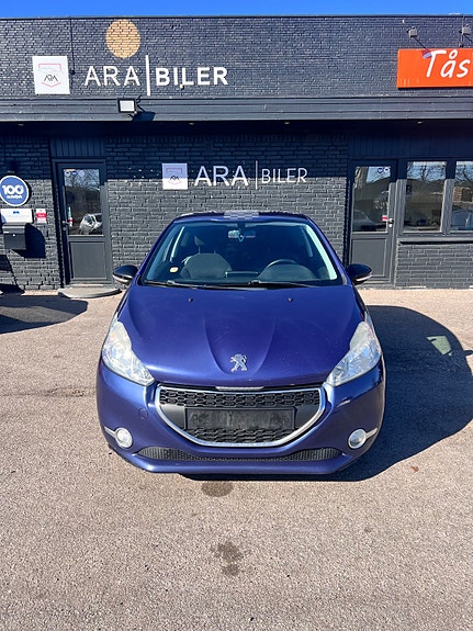 Peugeot 208