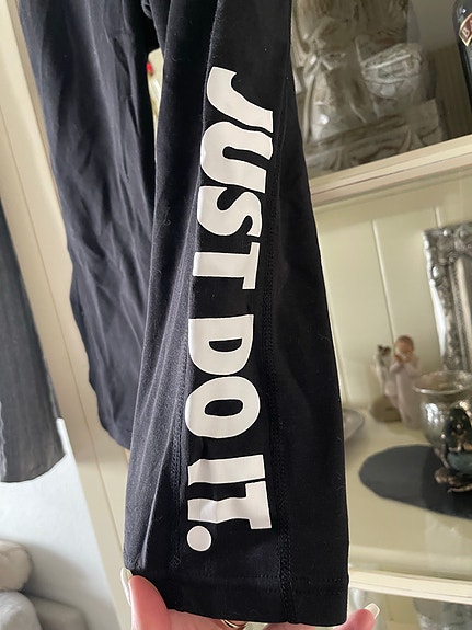 Product image 2 of 11